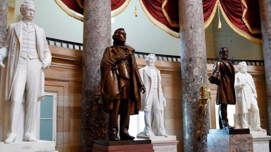 El Congreso de EE.UU. propone sacar las estatuas confederadas del Capitolio