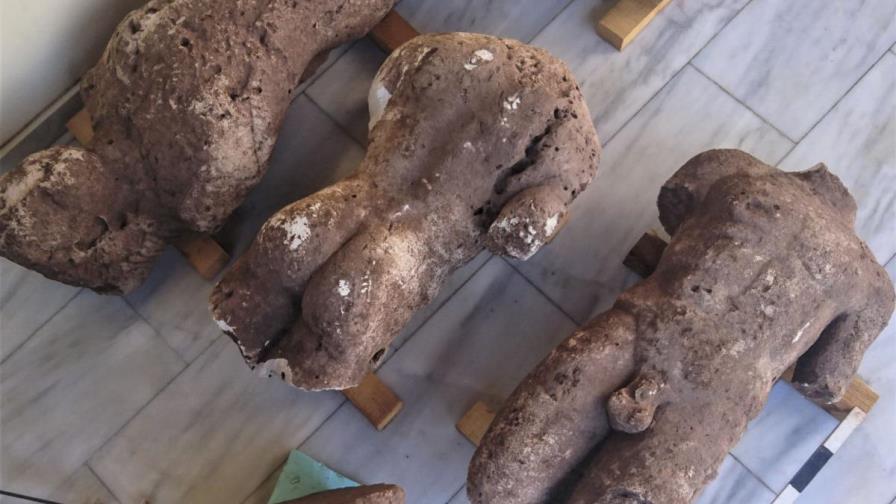 Encuentran tres estatuas en Grecia
