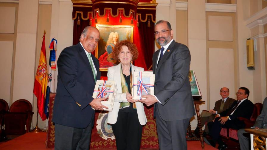 Presentan los VI tomos de la Historia General del Pueblo Dominicano en España 