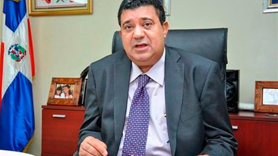 Euclides Sánchez acusa al presidente del TSE de reeditar el transfuguismo