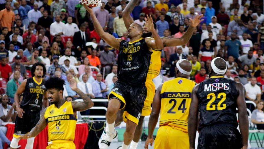 El Barias, en dos tiempos extra, dispone de Mauricio y domina 2-0 la final