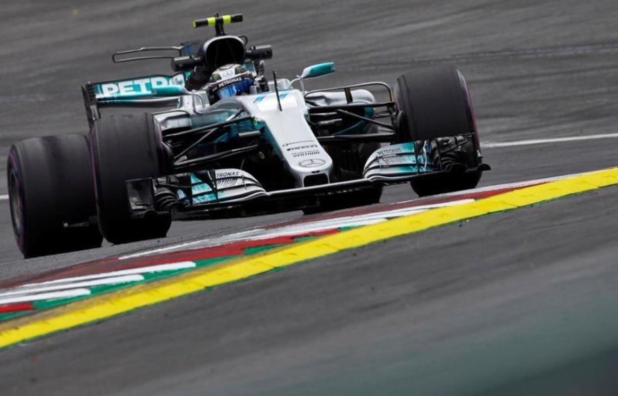 Bottas marca el ritmo en la segunda sesión libre del GP de Catar