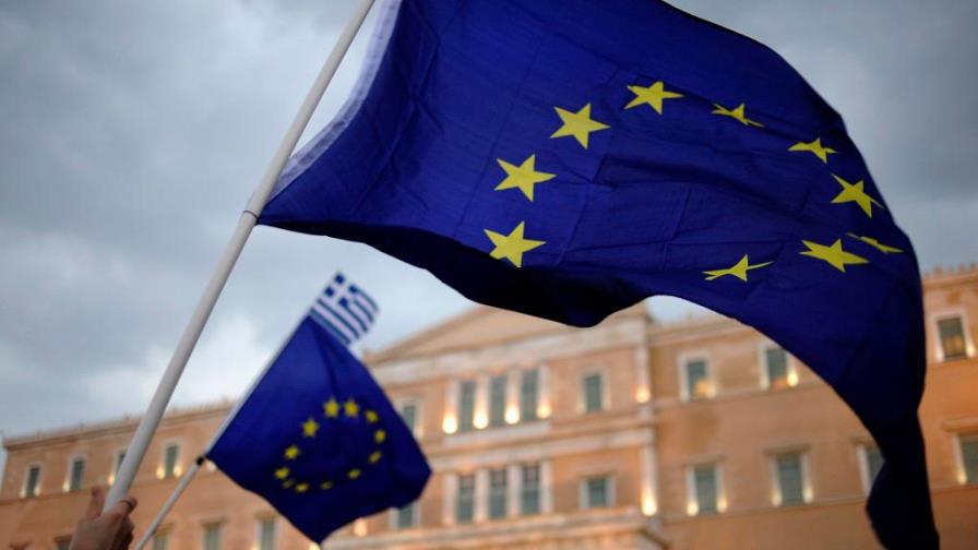 Inflación de la eurozona cerró en terreno negativo en diciembre, por quinto mes consecutivo