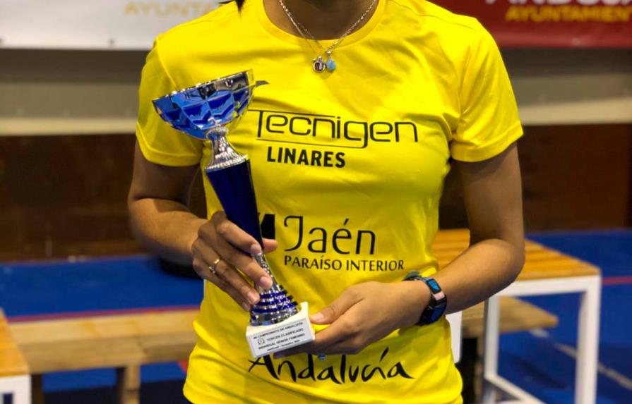 Eva Brito obtiene bronce en campeonato tenis de mesa de Andalucía