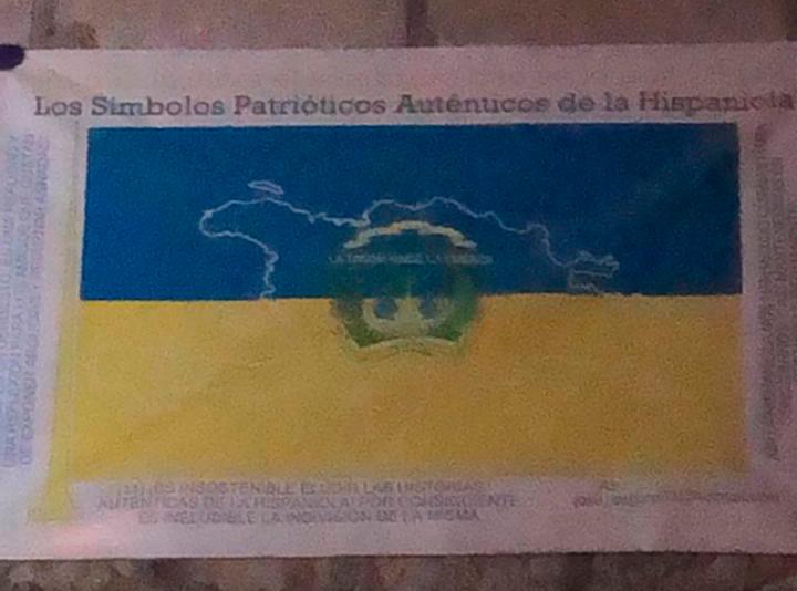Imagen enviada por el Ministerio Público sobre cómo Segura Nolasco usaba los símbolos patrios.