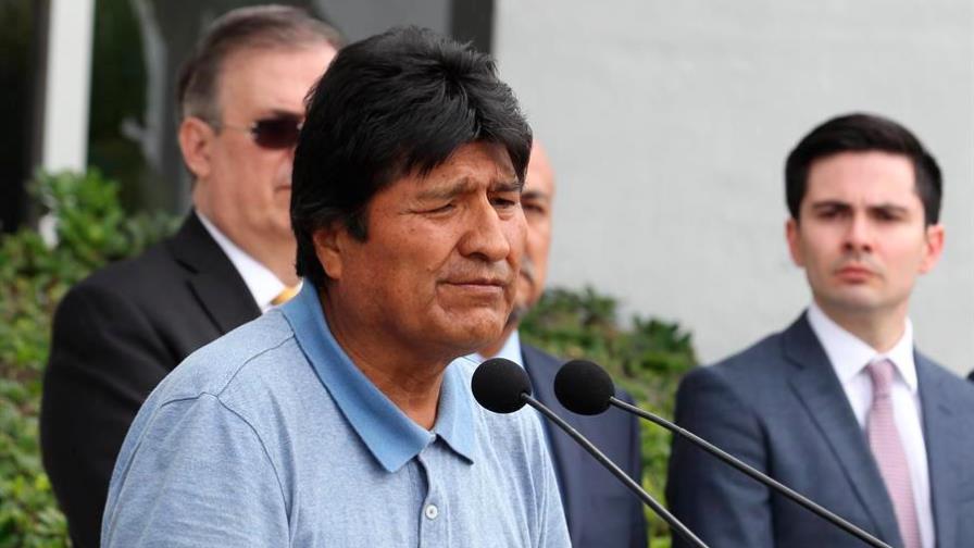 Evo tilda de “golpe” la “autoproclamación” de Jeanine Añez como presidenta de Bolivia