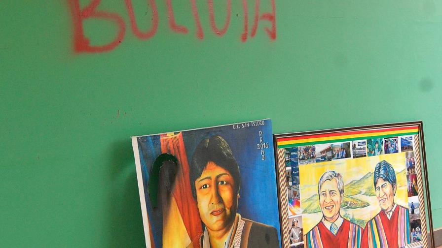 Evo Morales, en paradero desconocido pero activo en las redes sociales  