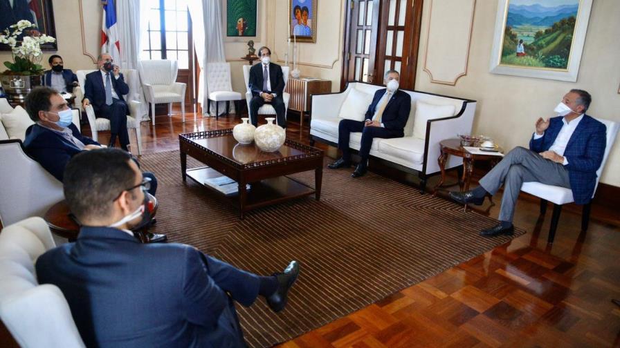 Presidente Danilo Medina da seguimiento a plan para la reactivación gradual de la economía