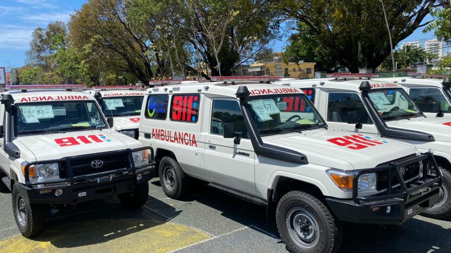 Salud Pública recibe 40 nuevas ambulancias para fortalecer sistema 9-1-1