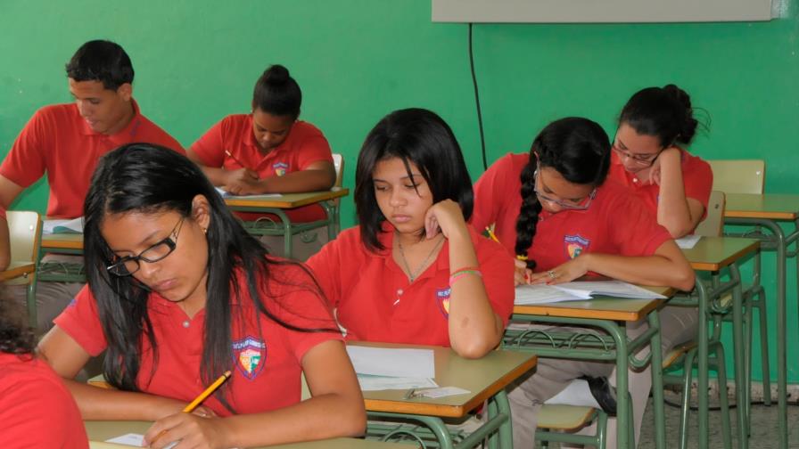 Sigue la objeción a la política de género en las escuelas Sigue la objeción a la política de género en las escuelas