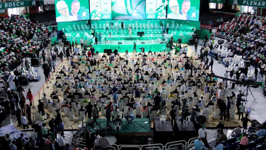 Plenaria de clausura del congreso de la Fuerza del Pueblo