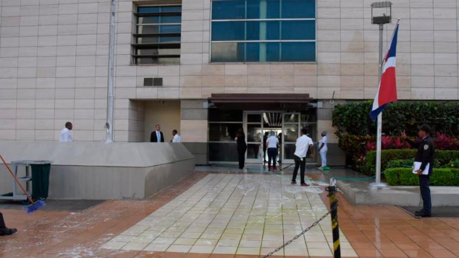 Ministerio Público pedirá prisión contra personas que lanzaron excrementos a Suprema