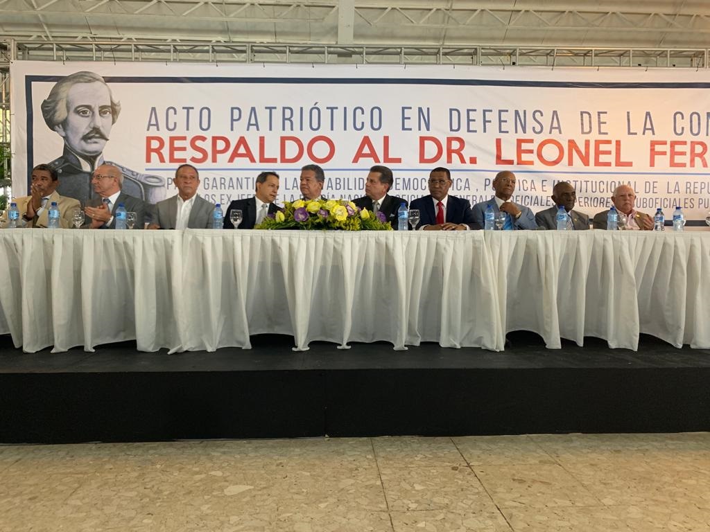 Los exgenerales que asistieron a un acto en apoyo al expresidente Leonel Fernández este domingo 12 de mayo del 2019.