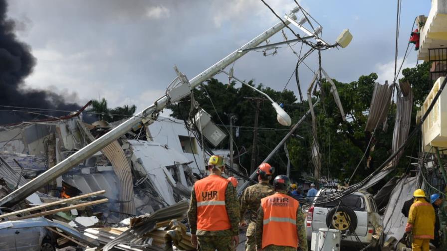 Sube a cuatro el número de muertos por explosión en Villas Agrícolas; fuego fue extinguido