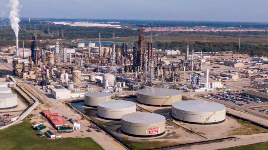 Exxon advierte de un nueva caída de sus beneficios en el segundo trimestre