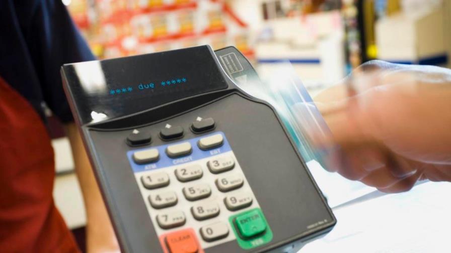 Tasas para créditos al consumo bajan a 13 % en septiembre