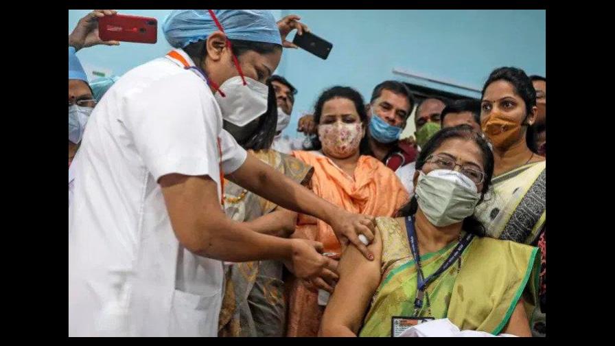 India arranca “la mayor campaña de vacunación del mundo” contra la covid-19