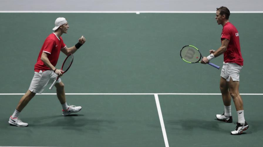 Canadá gana a Rusia 2-1 y llega a su 1ra final de Copa Davis Canadá gana a Rusia 2-1 y llega a su 1ra final de Copa Davis