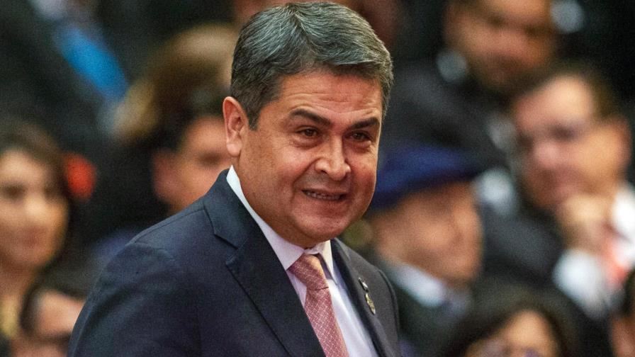 Presidente de Honduras dice no tener vínculos con narcos