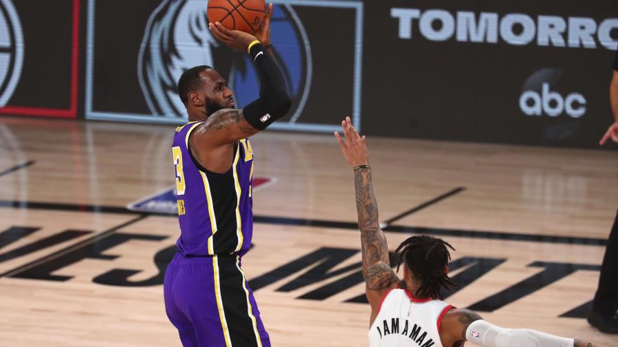 Lakers ganan y toman ventaja 2-1 en la serie ante Portland