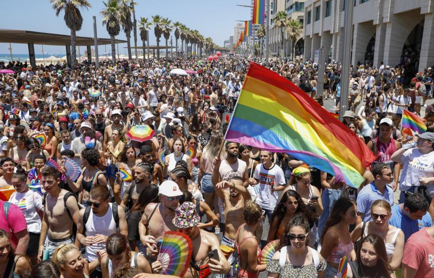 Israel: Parejas gay podrán recurrir a madres sustitutas