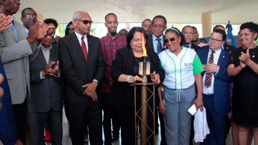 Rectora de la UASD anuncia becarán atletas ganen oro en los Tony Barreiro Rectora de la UASD anuncia becarán atletas ganen oro en los Tony Barreiro