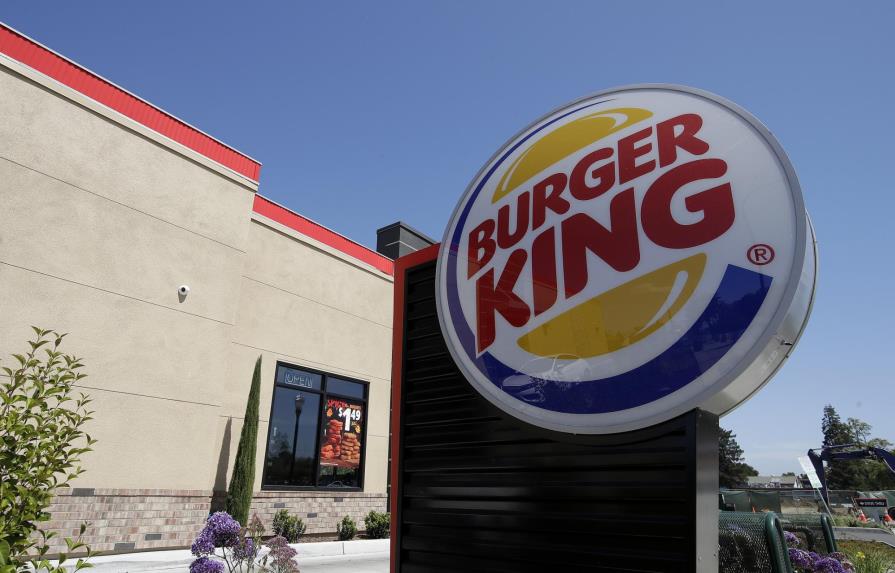 Burger King modifica dieta de vacas para reducir emisiones