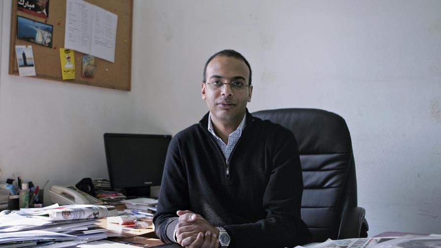 Autoridades egipcias liberan a activistas y a periodista