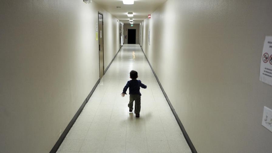 California: Podrían llevar niños migrantes a base de Guardia