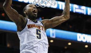 Con enceste de Murray, Nuggets superan a Hornets