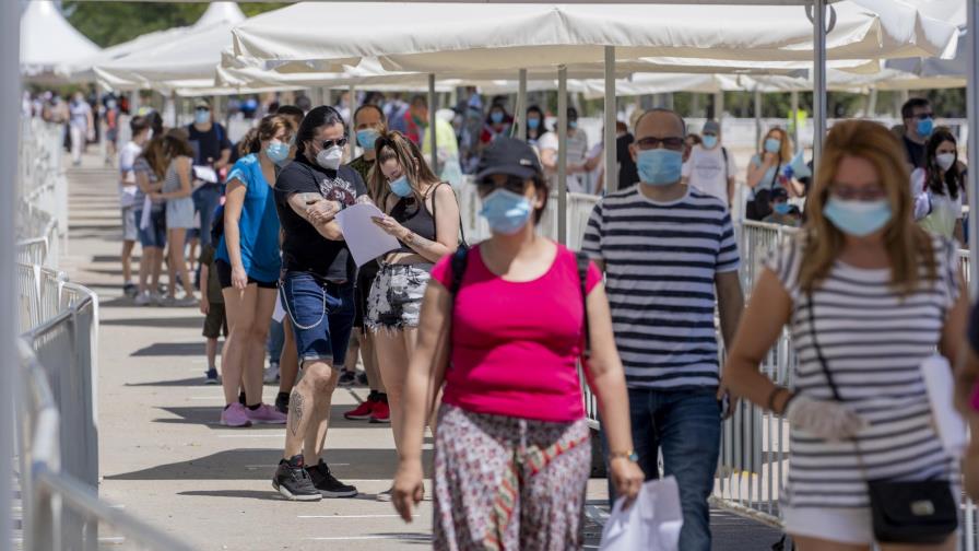 España ofrece dinero a familias pobres en medio de pandemia España ofrece dinero a familias pobres en medio de pandemia