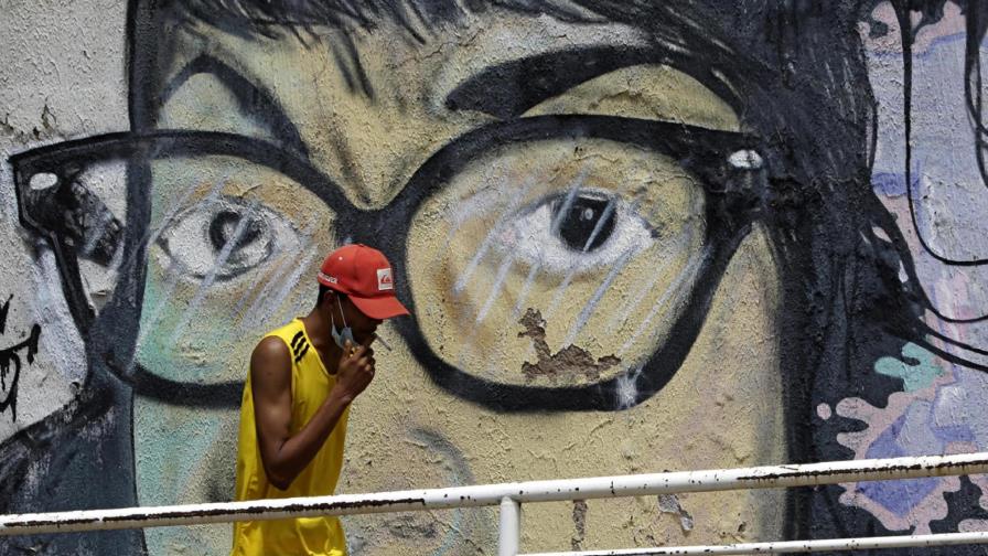 Brasil adquiere 20 millones de dosis de vacuna de la India