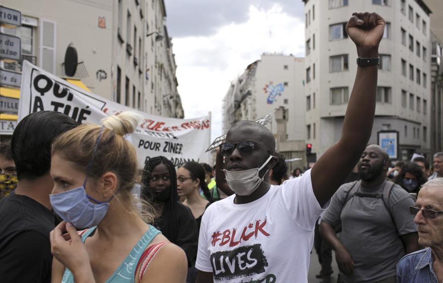 Ombudsman pide a Francia acciones contra el racismo