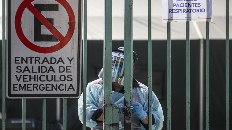 Sigue difícil dilema en Chile: ¿a quién dar la última cama?