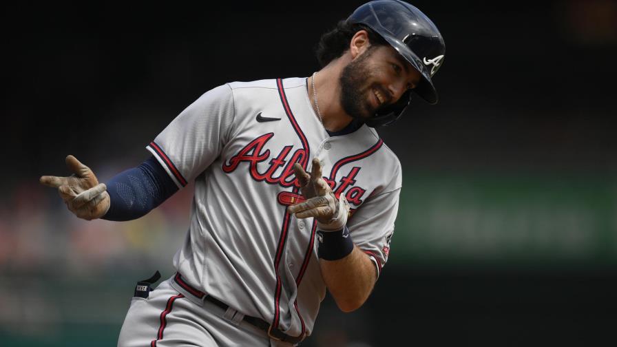 Swanson vuelve a pegar jonrón y Bravos supera a Nacionales