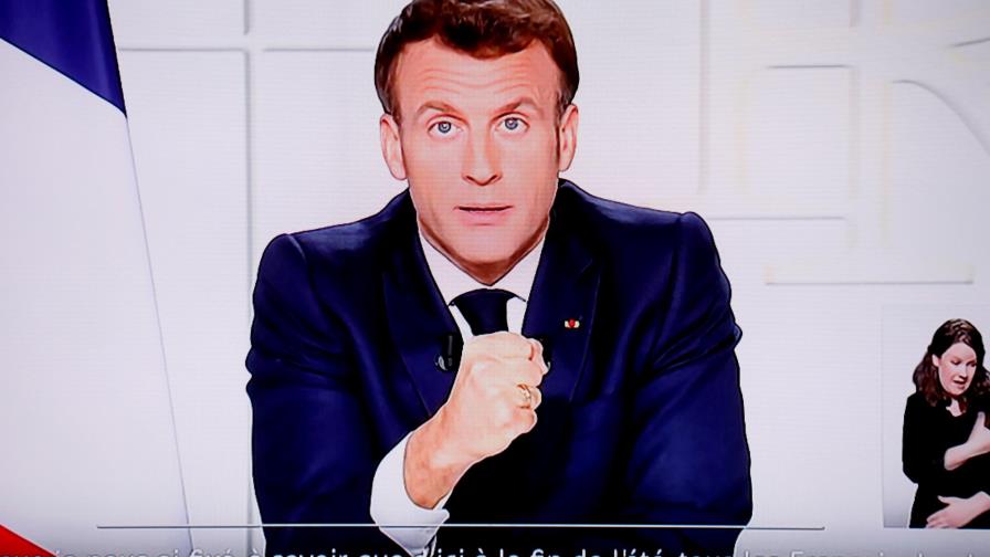 Francia se confina y cierra las escuelas temporalmente