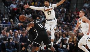 Plumlee y la banca impulsan remontada de Nuggets ante Nets