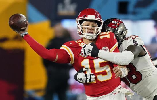 Brady conquista su 7mo Super Bowl, Bucs vencen 31-9 a Chiefs