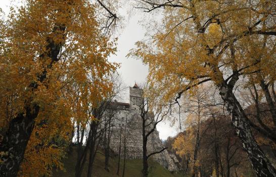 Castillo de Drácula se transforma en centro de vacunación