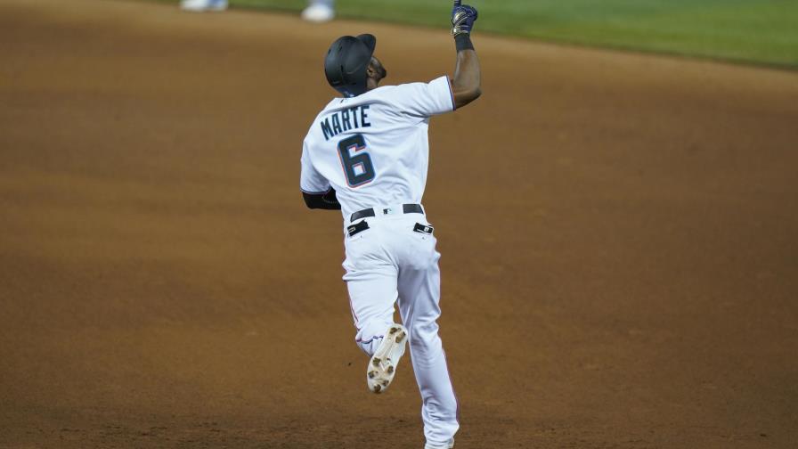 Con jonrón de Marte, Marlins se imponen sobre Azulejos