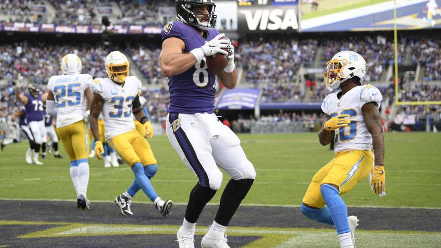 Ravens dominan a Herbert y a los Chargers en triunfo 34-6