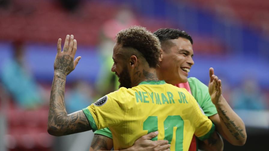 Thiago Silva ambiciona otro Mundial y emular a Maldini