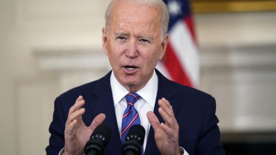 Biden agradece a nuevos ciudadanos de EEUU por “elegirnos”