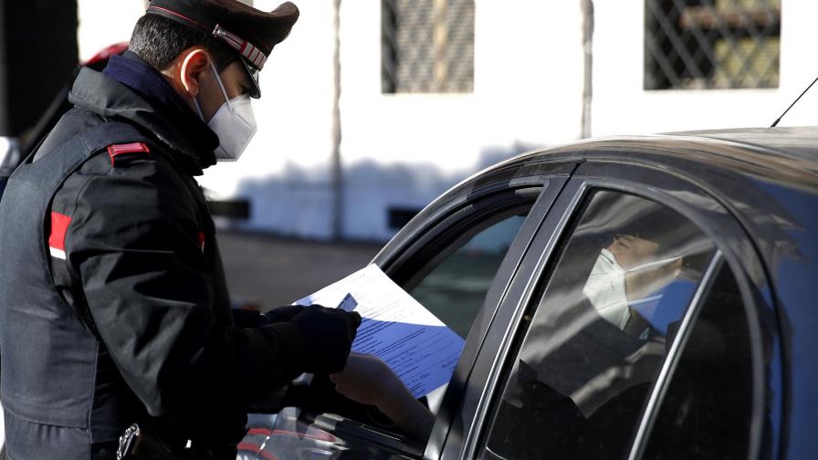 La mitad de Italia vuelve a la cuarentena estricta