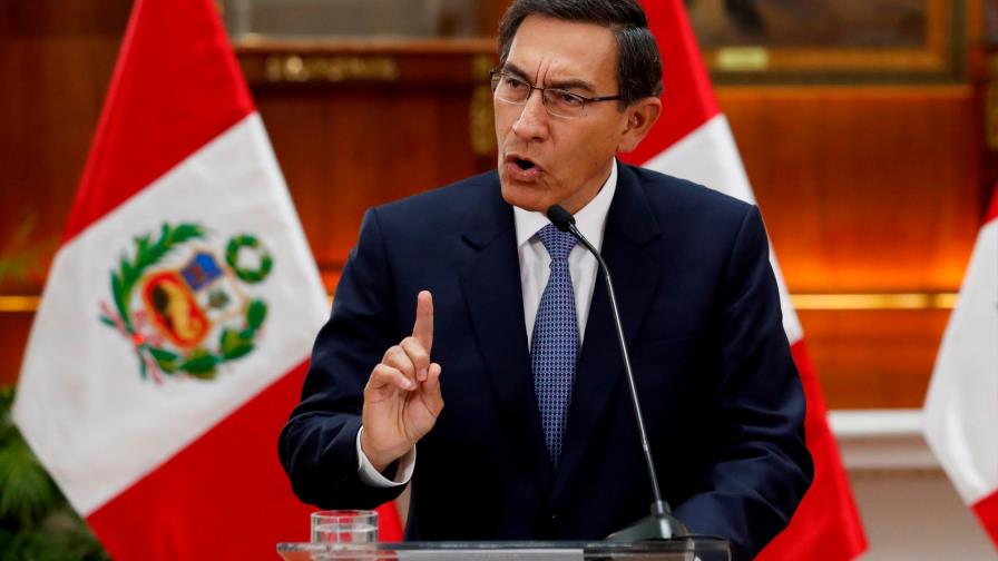 El presidente de Perú enfrentará un juicio de destitución por “incapacidad moral”