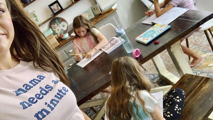 Para padres, la crisis del COVID causa fatiga y frustración