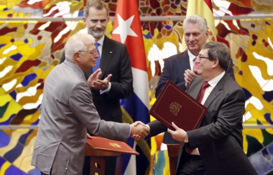 Felipe VI se reúne con Díaz-Canel en inicio de gira a Cuba