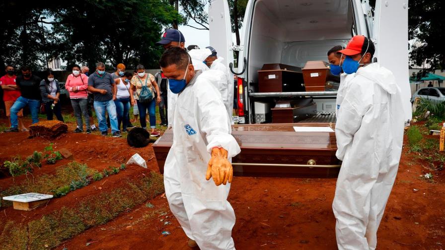 Brasil supera 390.000 muertes y abril ya es el mes más letal de la pandemia