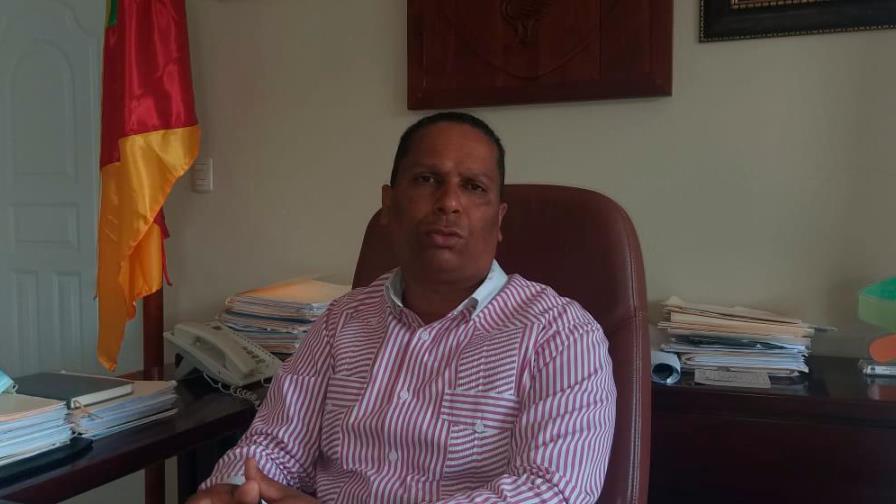 Piden seguro médico para empleados de distritos municipales 