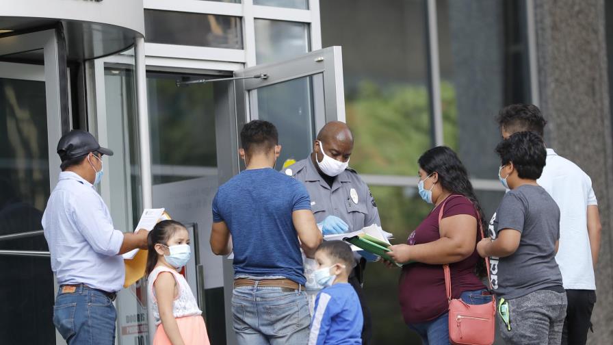 EEUU: Reabren cortes de inmigración pese a coronavirus